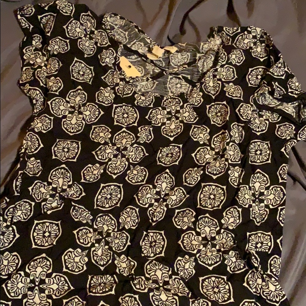 Dressy black and white shirt